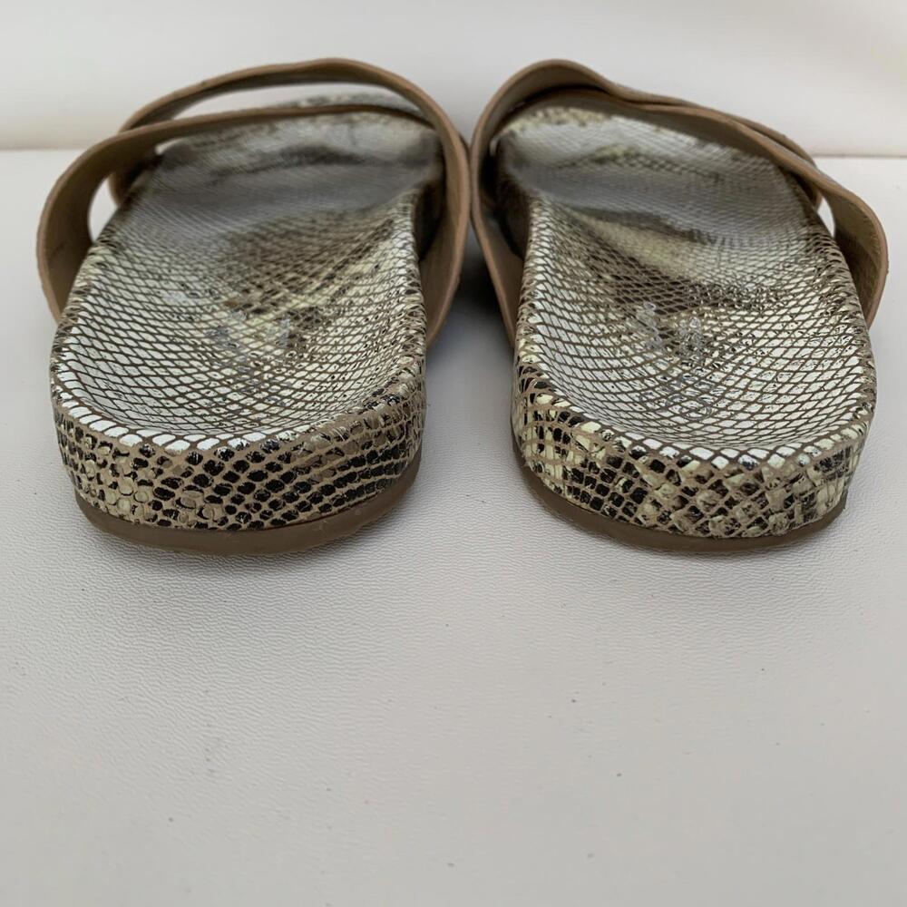SEYCHELLES LIGHTHEARTED Slide Sandals Flats Shoes Snake Print Sz 7.5 - Picture 4 of 7
